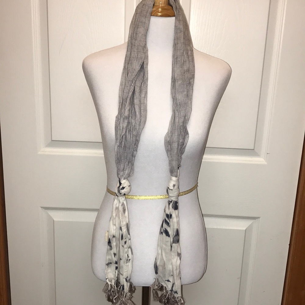 Scarf - Picture 2 of 4
